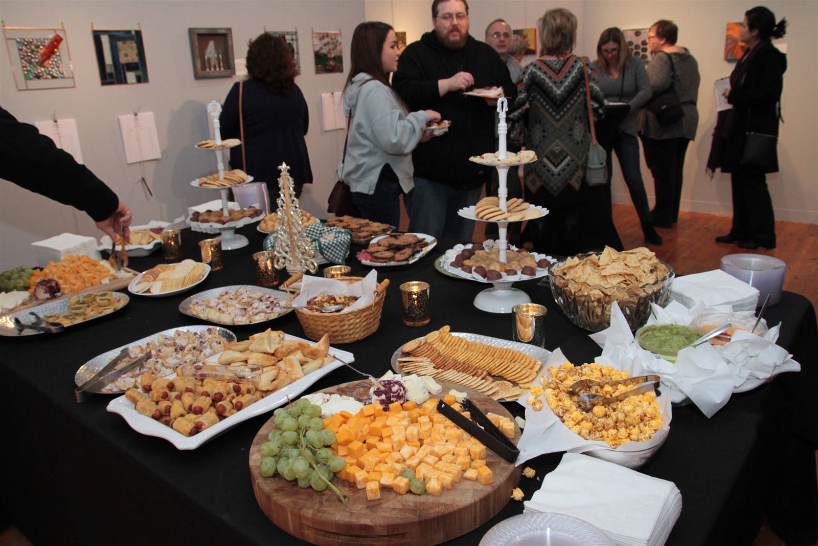 Smiles at Art Off the Wall in Carnegie Art Center